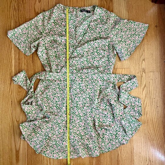 NASTY GAL Pink Green Floral Short Sleeve Romper Size 8 - Picture 7 of 8